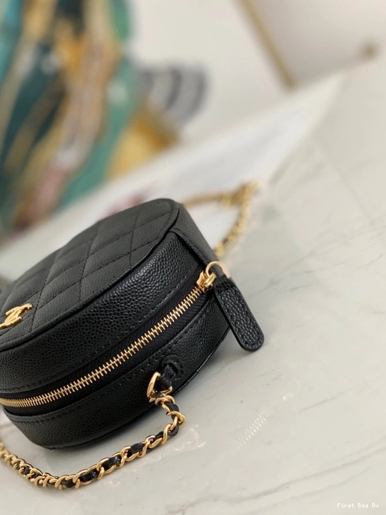 First Bag Ru CHANEL ROUND BAG 0806